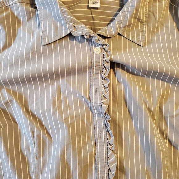 G.H. BASS & CO womens' tops bundle - Picture 5 of 7